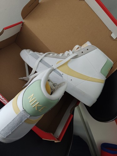 Unique and stunning nike - unique,