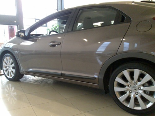 Honda civic gen side - honda,