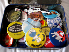 Vintage Farrah's toffee tin