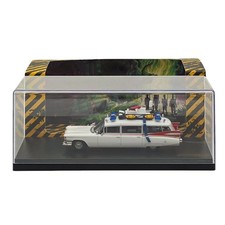 YS 1/64 Ghostbusters Ecto-1