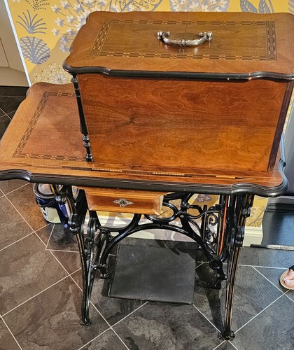Beautiful antique - beautiful, la