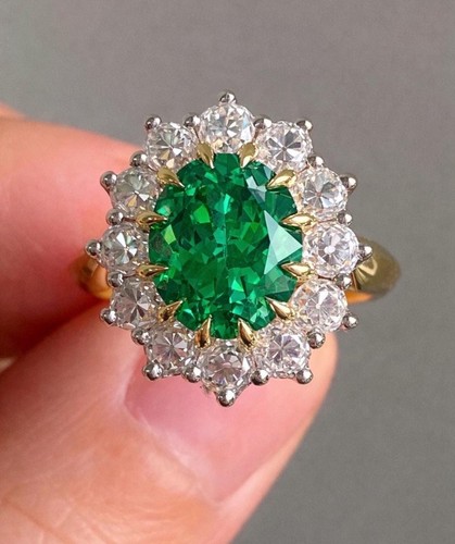 Crt oval emerald ring - 5.44,