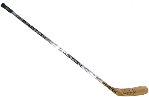Wayne gretzky signed game used - gretzky,