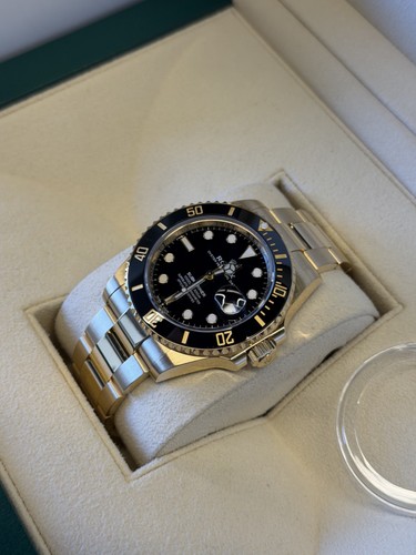 Rolex submariner date yellow - date,