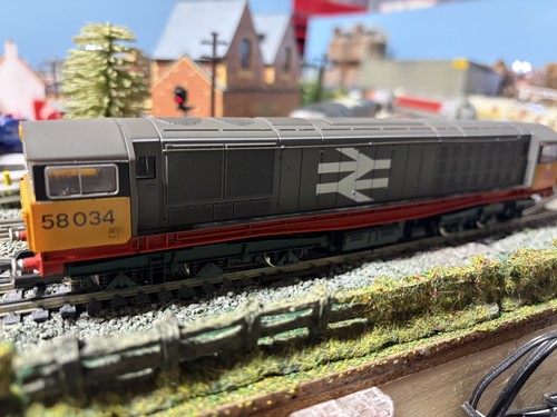 Hornby r283 class - r283, 58