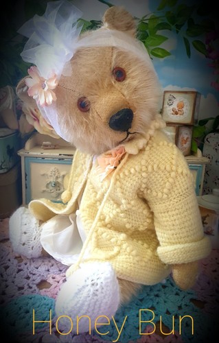 Sweet vintage chiltern teddy - chiltern,