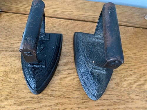 Vintage antique flat irons - 2,
