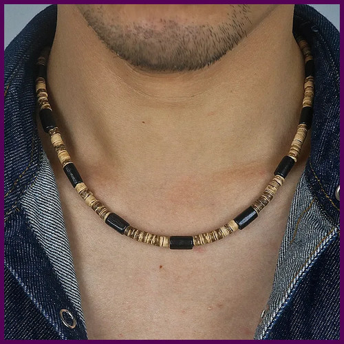 Wooden coconut shell necklace