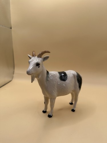 Beswick rare nigerian pot - beswick,
