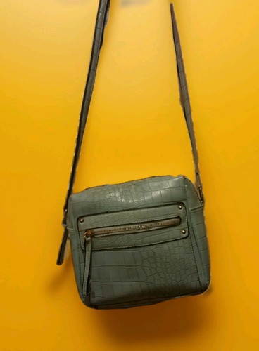 Secondhand touquoise with - secondhand,