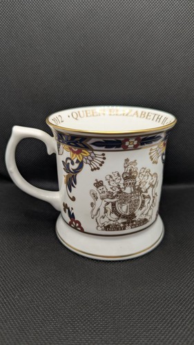 Royal worcester queen - hm,