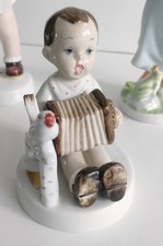 ROYAL DUX PORCELAIN ELLY