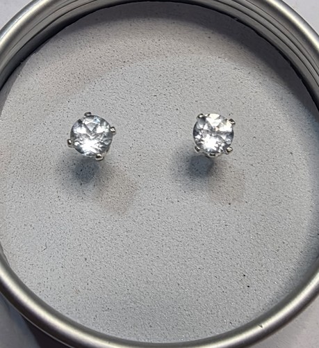4mm round genuine pale blue - round,