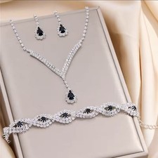 CRYSTAL NECKLACE EARRINGS &