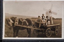 OLD POSTCARD DUTCH FAMILY ON