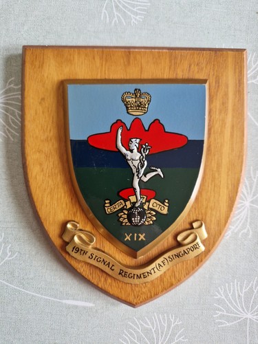 Wall plaque shield - -, 19th