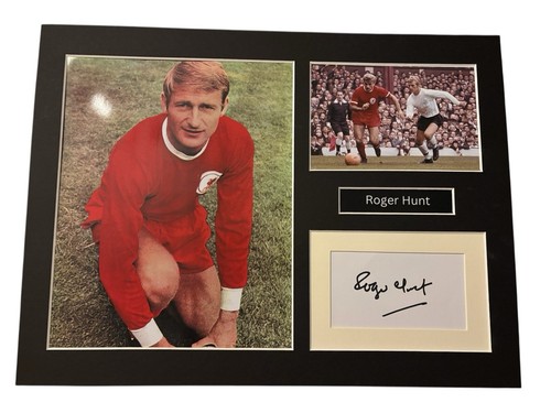 Roger hunt hand signed - roger,