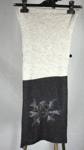 Crystal skull scarf knitted - skull,