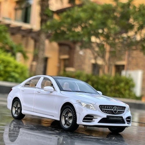 Scale mercedes benz - 1:32,
