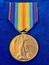WW1 BRITISH VICTORY MEDAL 241869 PTE J CRAWSHAW WEST RIDING REGIMENT