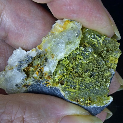 Pyromorphite hinsdalite - pyromorphite,