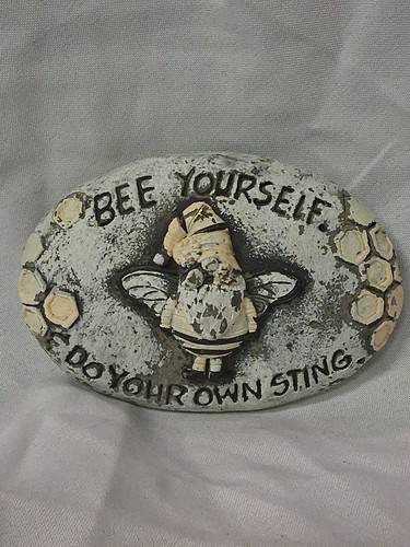 Garden decor painted rock - painted, bee