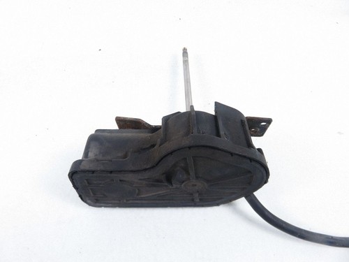 Volvo 850 1997 headlight wiper