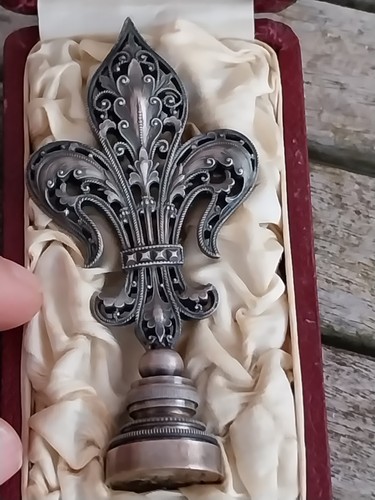Antique brass and bronze - antique,