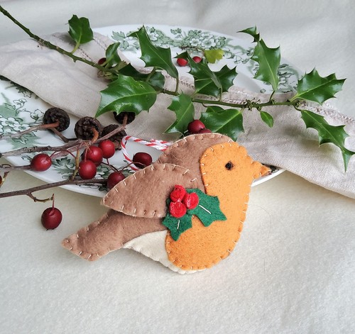 Handmade felt robin christmas - handmade,
