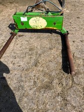 Bale squeeze with Hydraulics on A frame