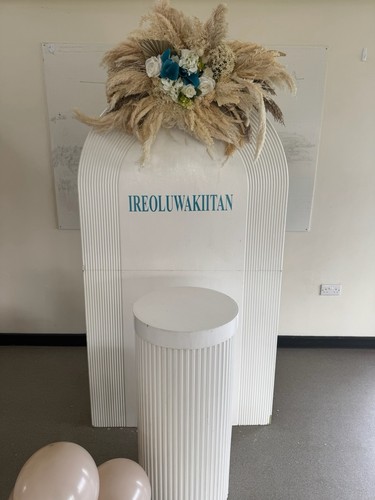 Backdrop cakestand hire - ,