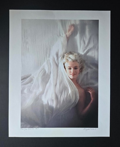 Authentic 16x20 marilyn monroe - authentic,