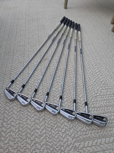 Titilist ap2 710 irons pw - ap2,
