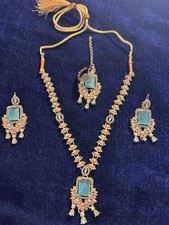 Kundan Gold Jewellery Set