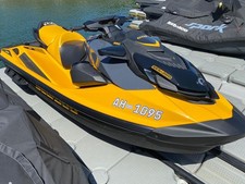 2022 SEADOO GTR 230  SUPER CHARGED - BLACK/YELLOW - ONLY 40 HOURS!