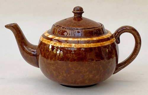 Vintage brown betty - vintage,