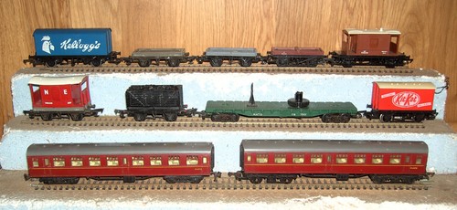 Small job lot oo ho - small, 'oo/ho'