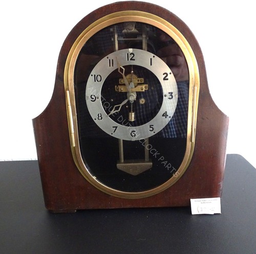 Gravity clock case - in,