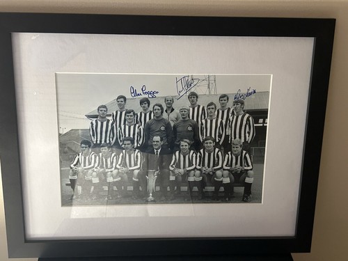 Newcastle utd 1969 signed - signed, team