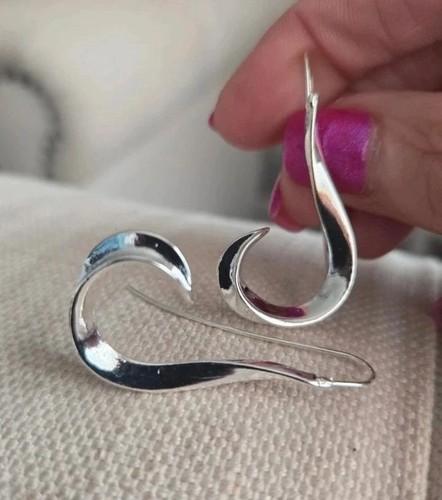 Stunning lightweight silver - stunning,