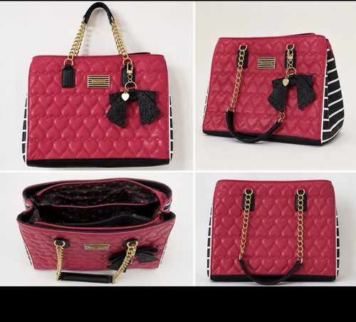 Betsey johnson pink heart - betsey,