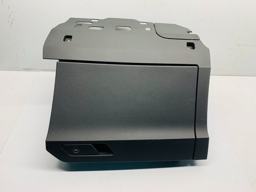 Audi glove box compartment - glove,