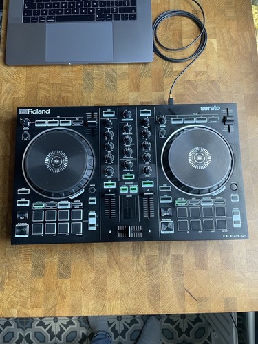 Roland dj202 controller - controller, –