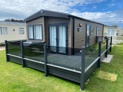 Static caravan for sale off