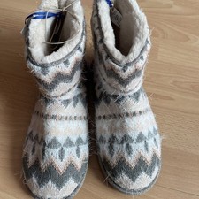 Ladies Next Slipper Boots Size 7 New (bath And Body Works)