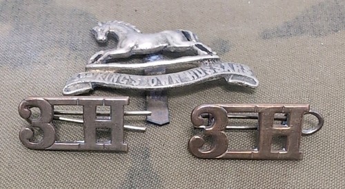 Cap badge british - &, 3h