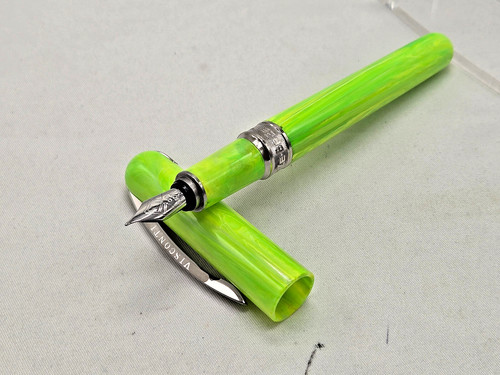 Visconti breeze marbled lime - visconti,
