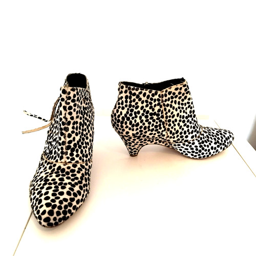 River island black white - river,