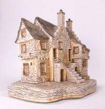 LILLIPUT LANE - STOCKWELL TENEMENT - THE SCOTTISH COLLECTION