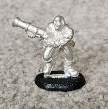 Warhammer 40K GORKAMORKA - Digga Yoof with Kannon - Metal Collectable